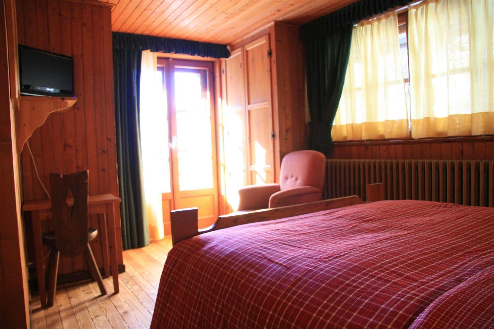 Albergo Villa Anna Maria تشامبولوك المظهر الخارجي الصورة